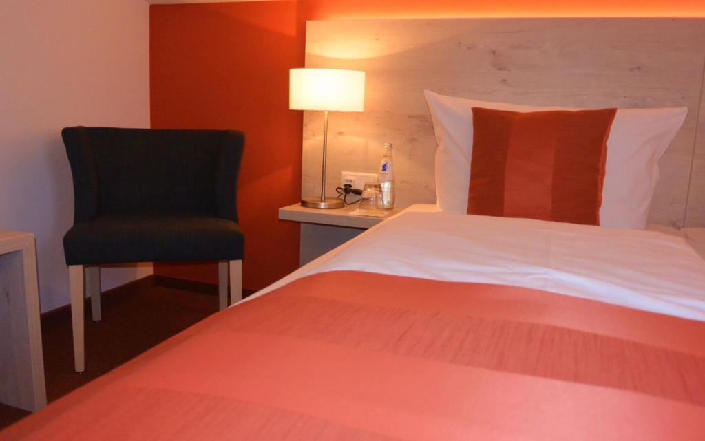 Hotel Schlee Hohenschäftlarn Quarto foto